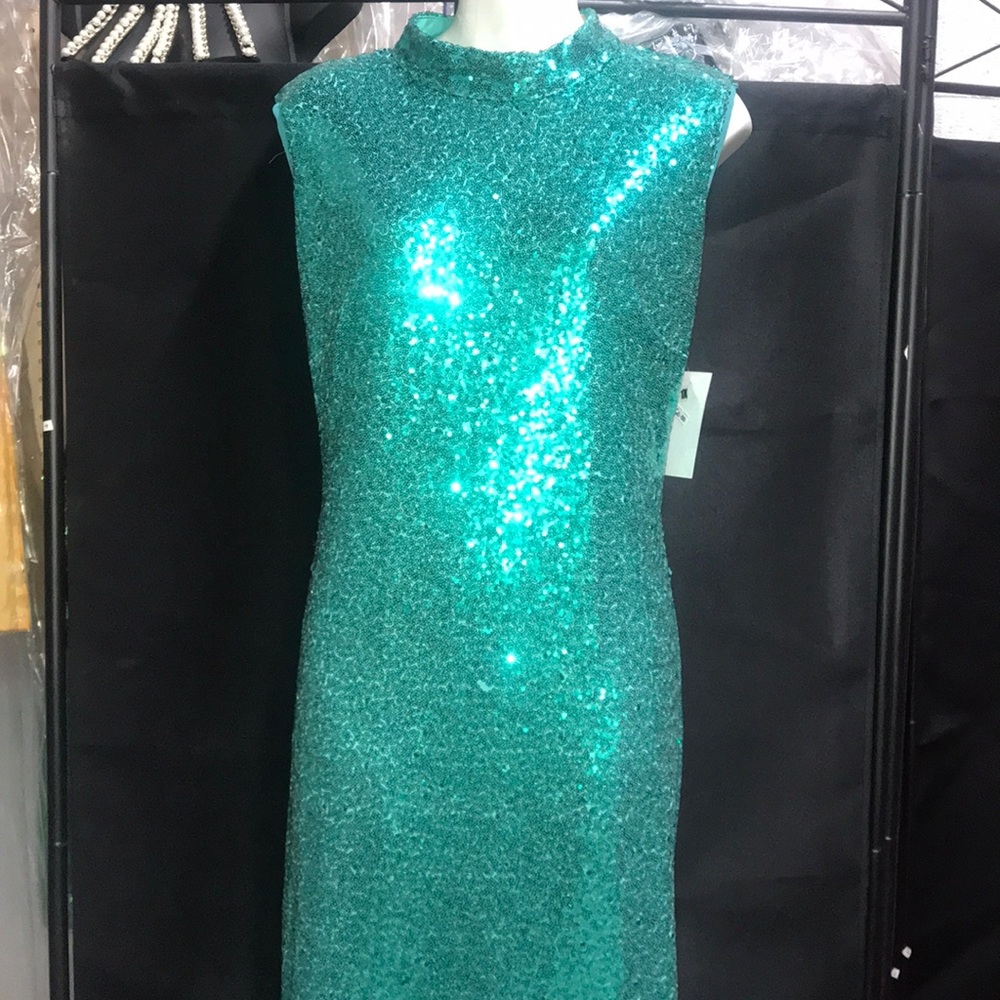 Light Blue Sequin Dress W/Open Sides!👗
